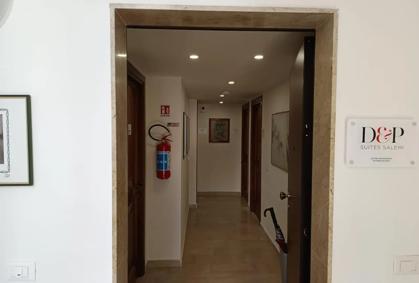 D&P Suite 3 Salemi Apartman